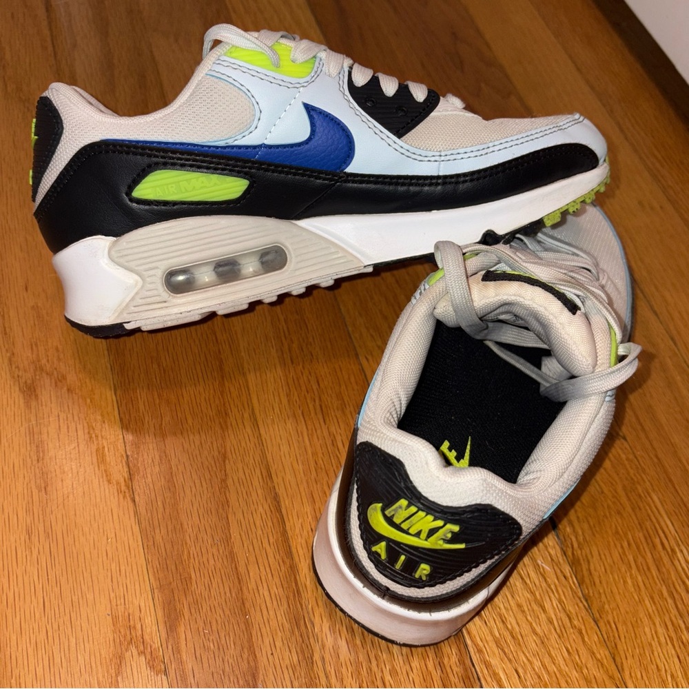 ✨ NIKE ✨ Women’s Air Max 90 Summit White/Racer Blue/Volt Size 6.5 With Box $140 - Picture 10 of 15